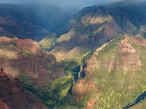 The Grand Canyon of the Pacific, Waimea Canyon, Kauai. [OC][4608x3456 ...