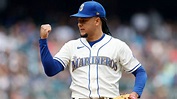 Luis Castillo extension: Mariners agree to five-year deal with righty ...