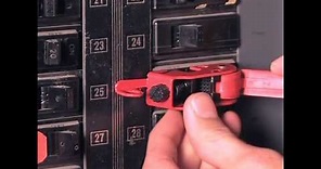 493B - Grip Tight™ Circuit Breaker Lockout