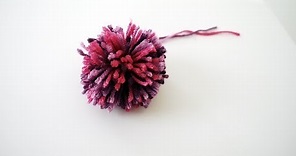 How to Make a Pom Pom Using Only Your Hands