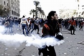 Protesters gather in Cairo on the second anniversary revolution ...