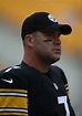 Pittsburgh Steelers quarterback Ben Roethlisberger warms-up before the ...