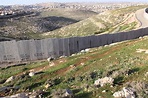 File:Israeli West-Bank barrier Ramallah.jpg