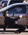 'Dancing Cop' stops traffic in Rhode Island with his holiday moves ...