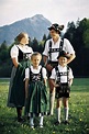 Traditional German Clothing – Dirndl and Lederhosen – German Culture ...