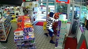 Video shows armed robbery at Raytwon gas station - YouTube