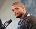 Michael Sam Becomes First Openly Gay Player Drafted to NFL | IBTimes UK