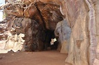 Road Less Travelled: Bhimbetka - Cave Dwellers