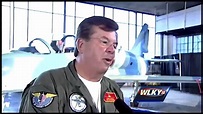 Community members remember pilot killed in Tennessee air show - YouTube