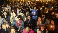 PHOTOS: Indian protesters hold candlelight vigils for gang rape victim ...