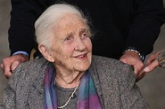 Dame Elisabeth Murdoch, Mother of Rupert Murdoch, Dies at 103 - WSJ