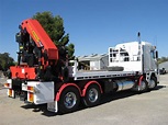 What is a HIAB crane truck and what is its best use? – Link Trans ...