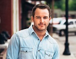 Easton Corbin Gets Back to His Roots in 'Somebody's Gotta Be Country ...