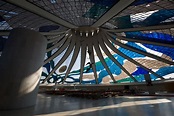 Galeria de Clássicos da Arquitetura: Catedral de Brasília / Oscar ...