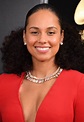 Alicia Keys at the 2019 Grammys | Drugstore Products at Grammys ...