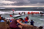 Lion Air 737 Lands Short Of Runway In Bali, Splashes Into Sea - 12Aérea ...