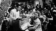 Casablanca Piano Goes Under the Hammer - eXtravaganzi
