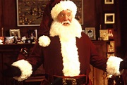 Secret Santa Pays Off Products on Layaway at Walmart | POPSUGAR Smart ...