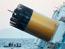 woah! Unbelievable photos of the capsized cruise ship Costa Concordia ...