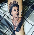 50 Attractive Queen Tattoos Designs for Women (2018) | TattoosBoyGirl