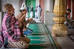 The 5 Pillars of Islam • Frontiers USA