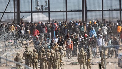 Texas judge dismisses border riot charges against 140 migrants