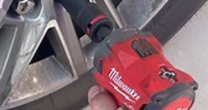 Milwaukee 2554-20 M12 FUEL 12V 3/8-Inch Stubby Impact Wrench