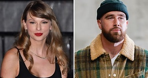Photo of Taylor Swift s Sweet Backstage Moment With Travis Kelce Goes Viral