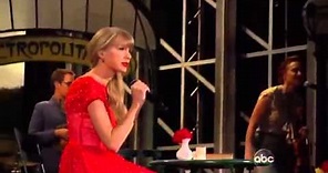 Taylor Swift - Begin Again Live CMA Awards 2012 .