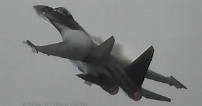 Sukhoi Su-35S Super-Flanker Extreme Flight Demonstration incl. Insane Kulbit Maneuver!!!