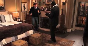 Hot in Cleveland Blooper: Ben Vereen Teaches Rhys Darby Some Moves