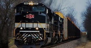 HD: Norfolk Southern & Union Pacific Heritage Units In Action