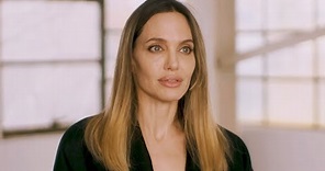 Angelina Jolie s Dating CONFESSION