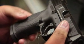 New York lawmakers approve stiffer gun legislation