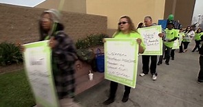 Wal-Mart workers protest on Black Friday