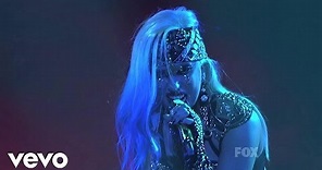 Lady Gaga - The Edge of Glory (Live on American Idol)