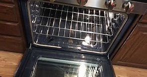 Review of Samsung 30-in 5 Burners 5.8-cu ft Self-Cleaning Convection Oven model NX58R4311SS