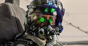 Testing the US F-35 Super Advanced $400k Helmet That Can See Through Plane