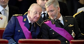 Belgium s Prince Philippe pays tribute to father, King Albert II, after abdication - video