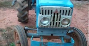 1969 Mitsubishi D2300 tractor