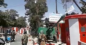 Afghanistan: Taliban gather at Ghazni police compound | AFP